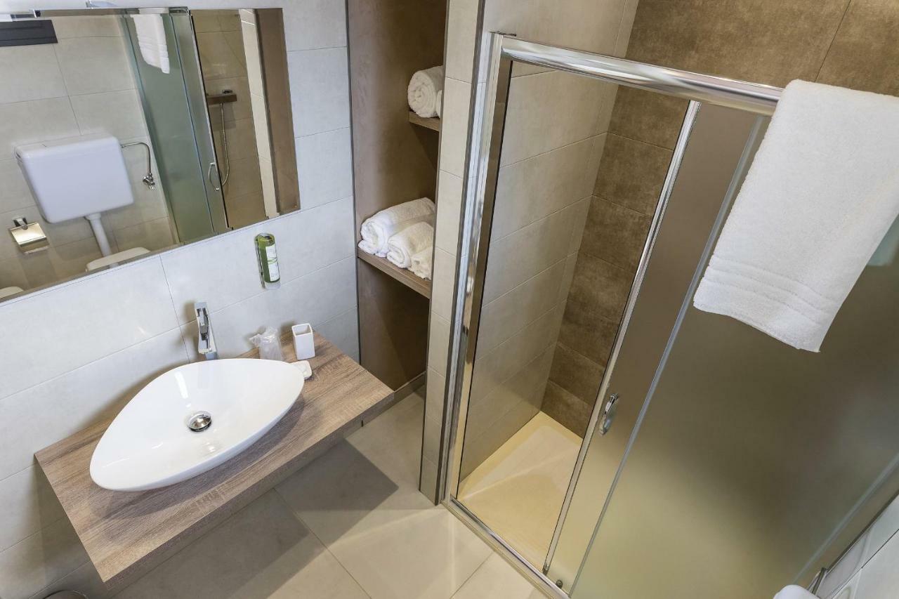 Viamonti Hotel Ракале Экстерьер фото
